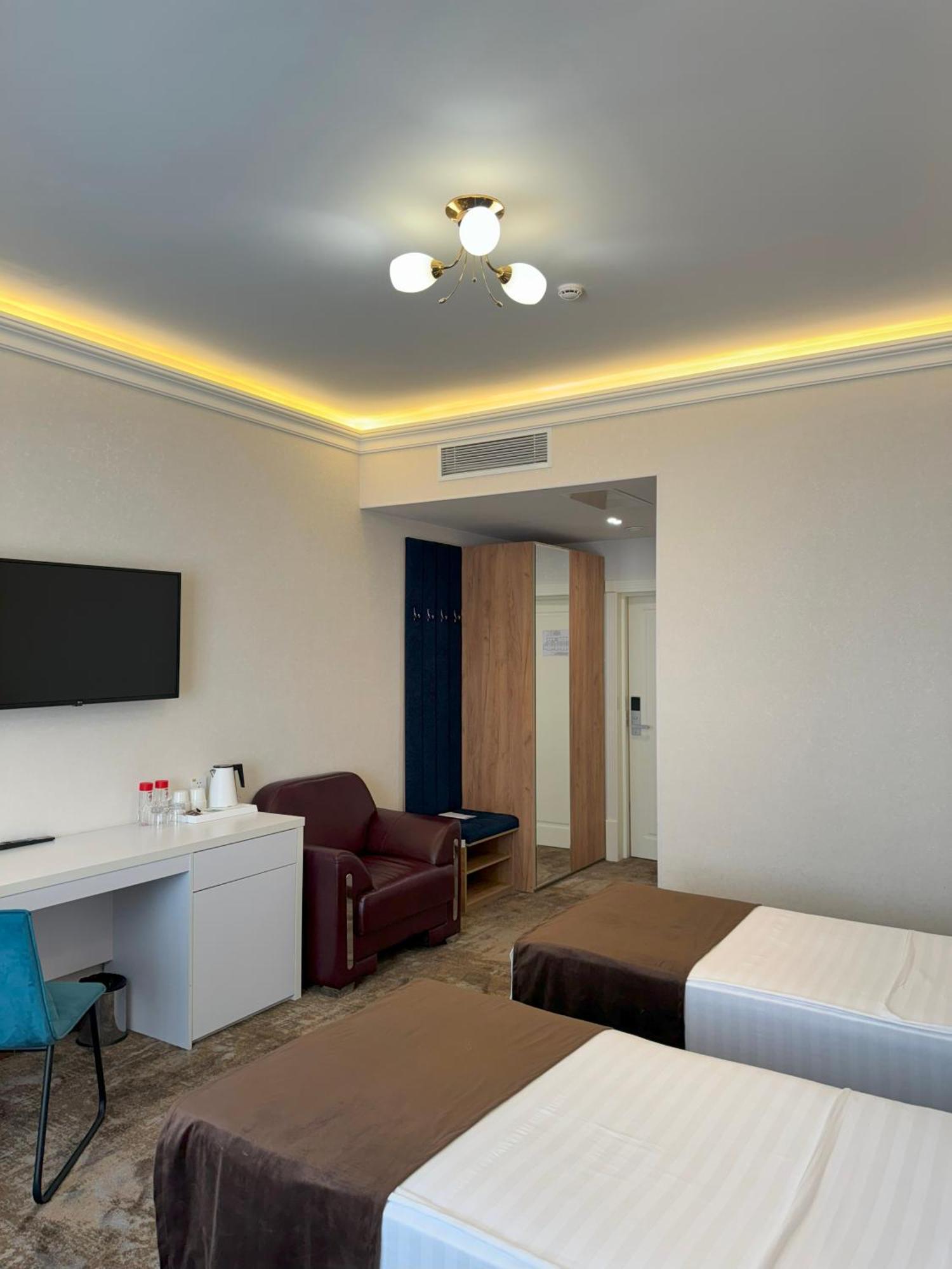 Garnet Hotel 塔什干 外观 照片